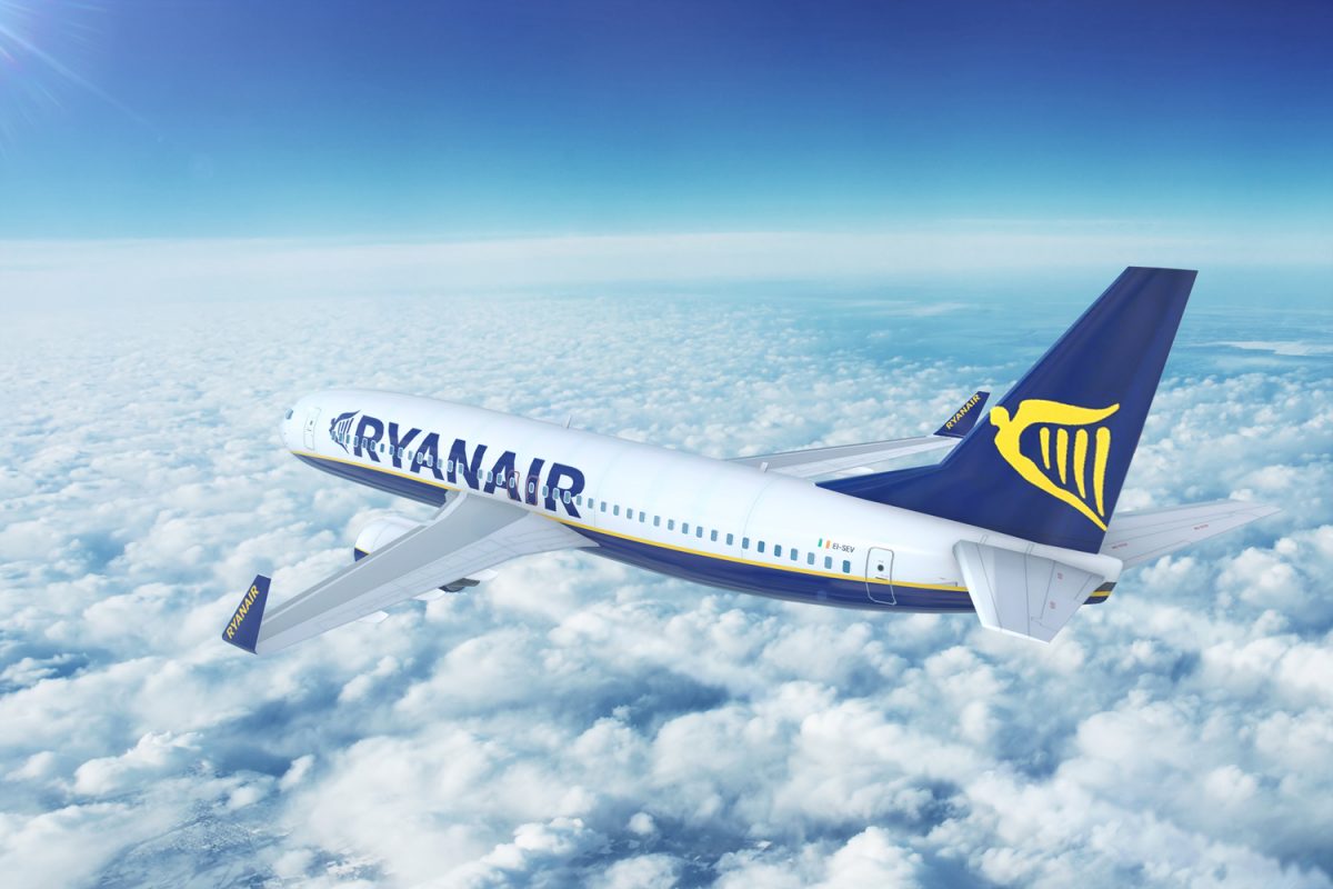 Ryanair logs in first-half loss due to passenger slump