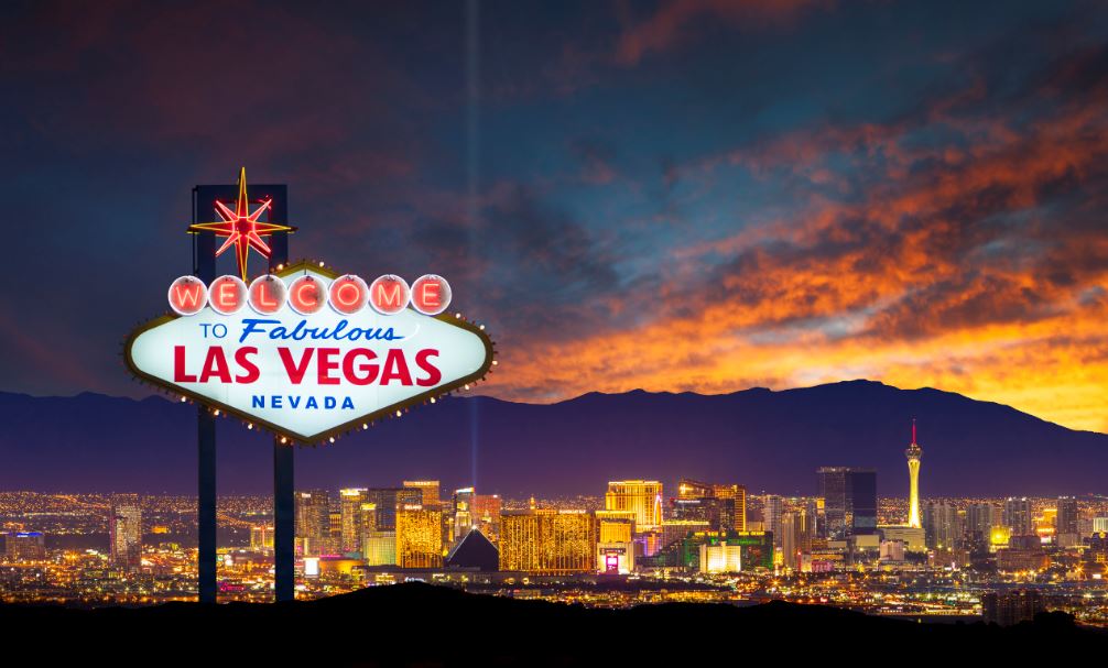 C:UsersAdviceDesktopLas Vegas Strip To Fully Reopen For Vaccinated Travelers From June.jpg