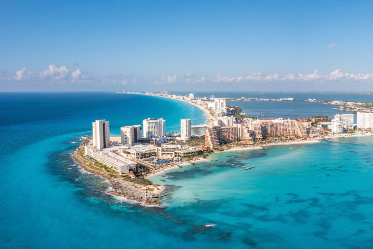 Cancun Sees Record Number Of Arrivals As State Returns To Low Risk Green Zone