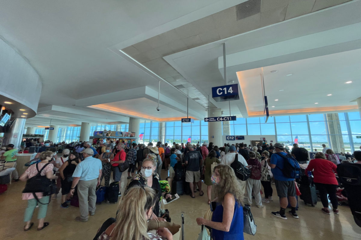 Important Tips Travelers Must Know When Arriving At The Cancun International Airport